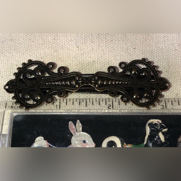 Two Ornate Burnished Brass Tone Metal Barrettes - Picture 8 of 9